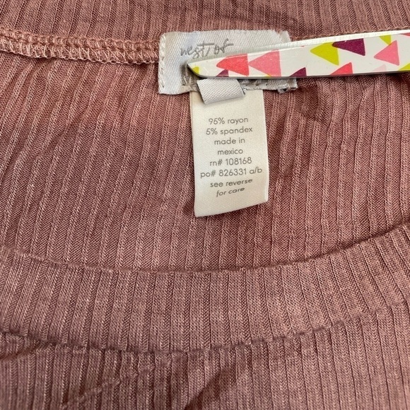 West of Melrose size medium blush ribbed long sleeve shirt - Picture 6 of 8